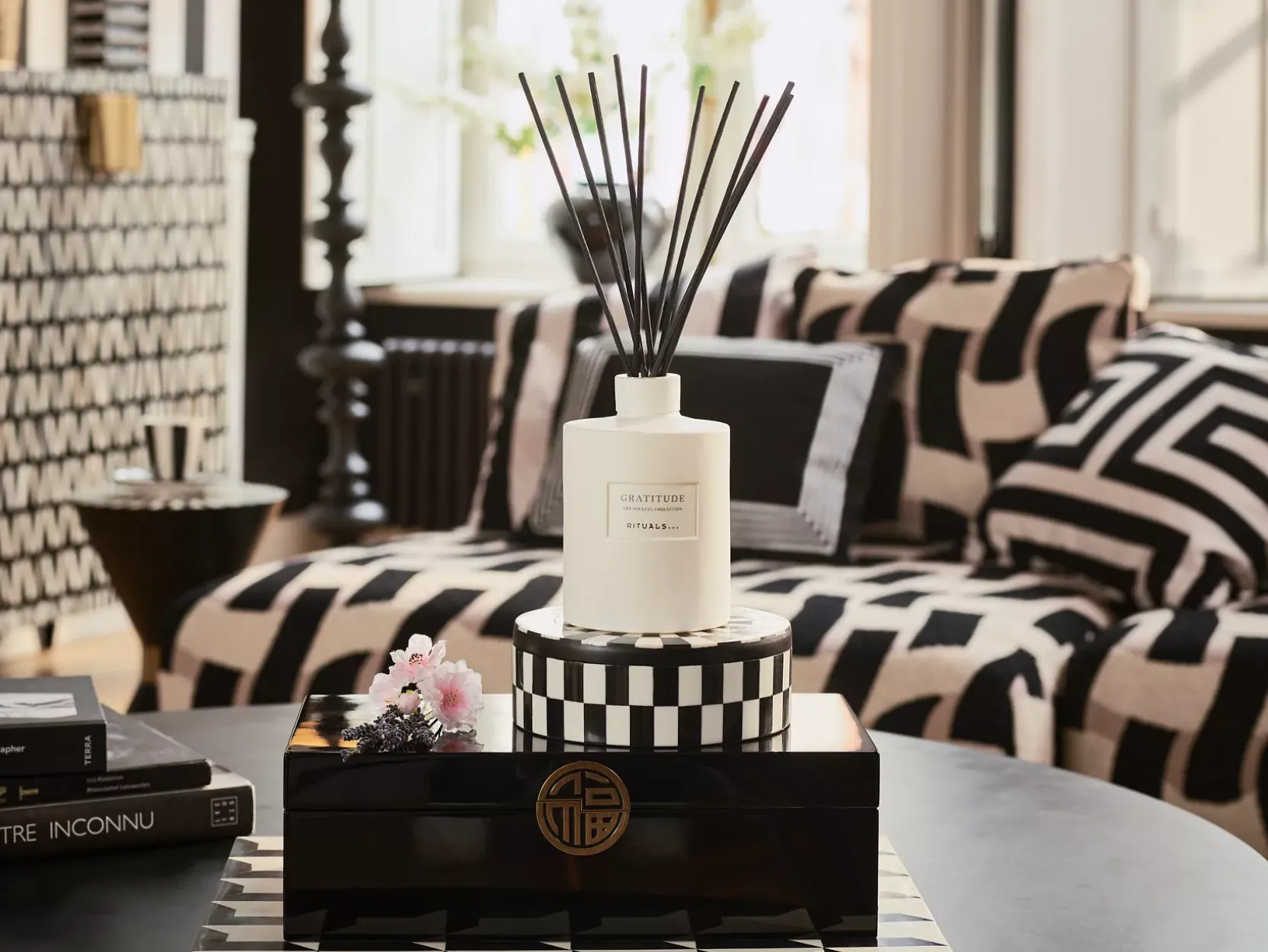 Gratitude Refillable Fragrance Sticks Set|Rituals Online