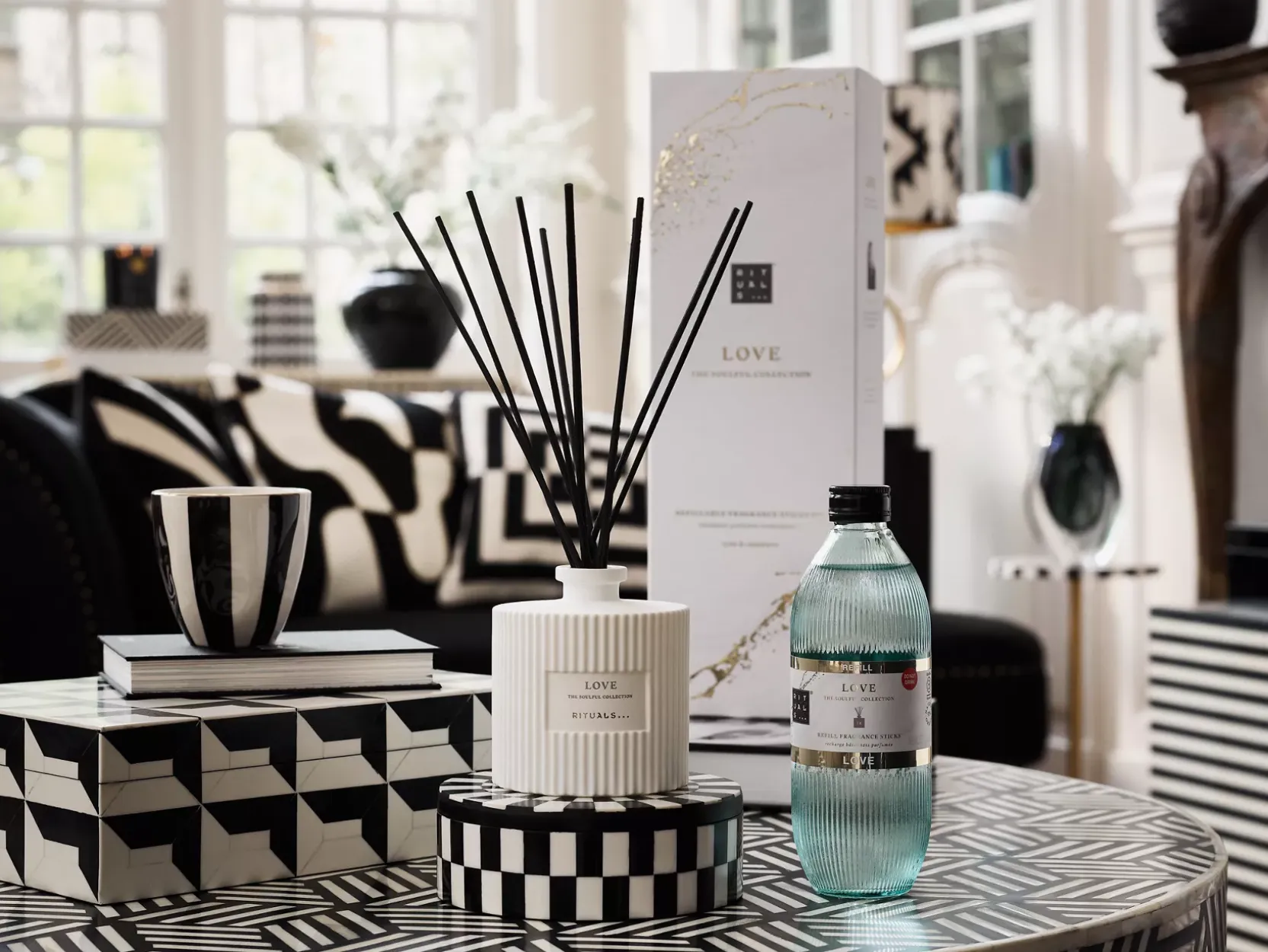 Love Refillable Fragrance Sticks Set|Rituals Best