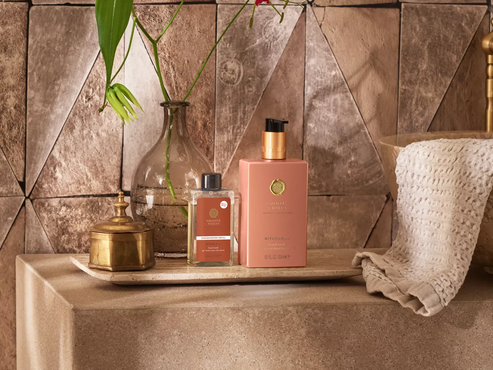 Smooth Violet Concentrated Handwash Refill|Rituals Hot
